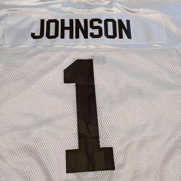 NFL Equipment Cleveland Browns white and black short sleeve shirt size M - Picture 10 of 10